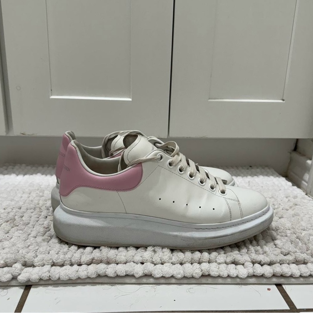 Alexander McQueen oversized sneaker pink heel